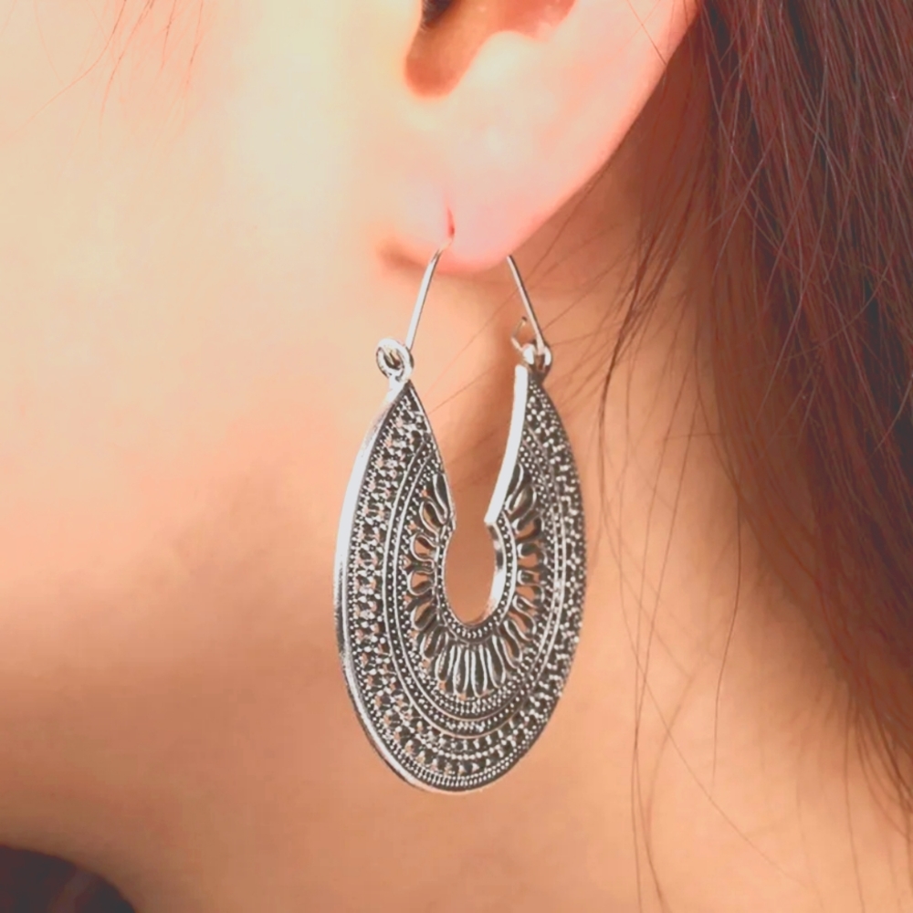 New Ancient Tibetan Vintage Hollow Carvings Flower Ornate Dangle Drop Earrings